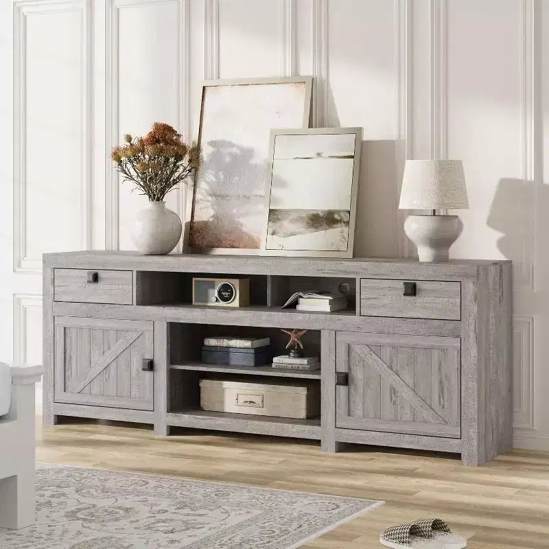 Meuble TV de style rustique avec 4 tiroirs de rangement et 3 étagères ouvertes