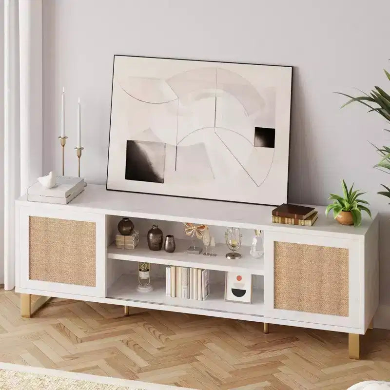 Meuble TV moderne en rotin et finition marbre