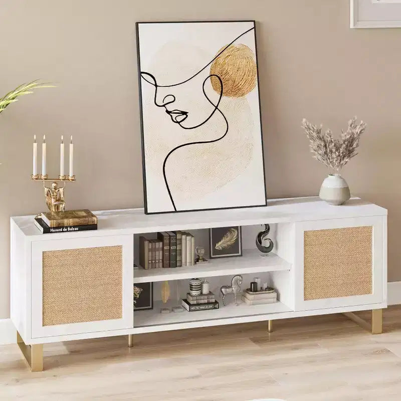 Meuble TV moderne en rotin et finition marbre