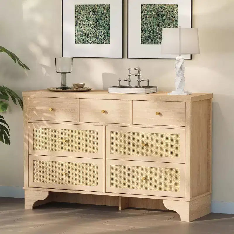 Commode à 7 tiroirs avec tiroirs en rotin naturel, coffre en bois avec base robuste