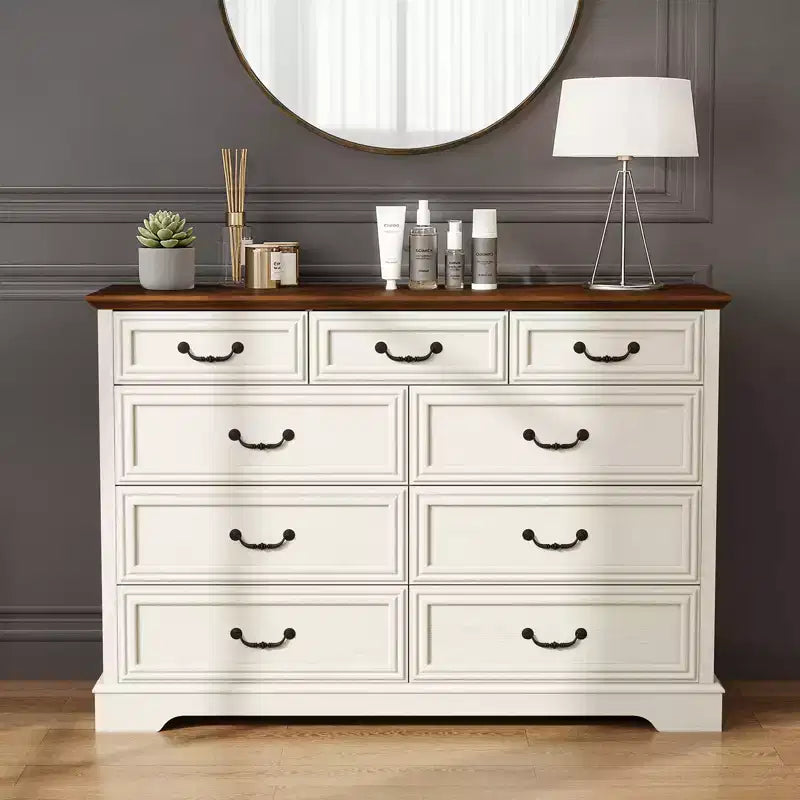 9 Drawer Farmhouse Dresser, Rustic Chest of Drawers with Ample Storage, Solid Wood Look & Metal Handles, Bedroom Clothes Organizer